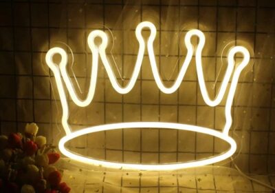 Crown-Neon-Sign-1