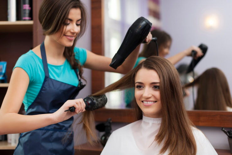 Experienced Stylist in Vegas – Book Your Appointment Today!