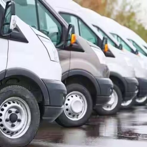 Spacious & Reliable Maxi Taxi By Melbourne Airport Maxi Cab