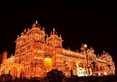 Mysore_palace_with_night_light_show