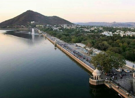 Explore Fateh Sagar Lake Udaipur – Best Travel Packages to Rajasthan’s Serene Gem
