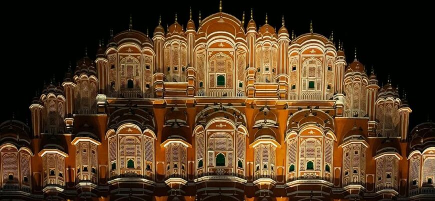 Hawa Mahal Timings & Entry Info – Plan Your Visit Smartly!