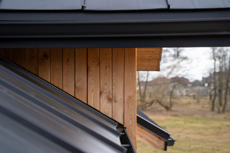 Expert Gutters Company in Roswell, GA – Seamless Gutter Solutions Near You