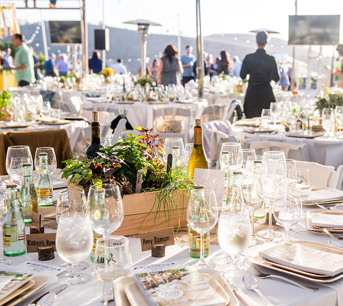 Corporate Catering Services to Boost Productivity & Impress Guests