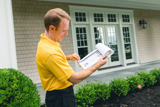 Drywall Crack & Hole Repair: V&M Cleaning Painting Manotick