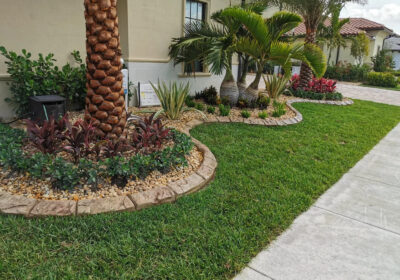 Premium-Landscape-Curbing-by-Elegant-Edgings-Inc-1