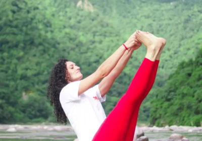 Yoga-Courses-in-Rishikesh-1