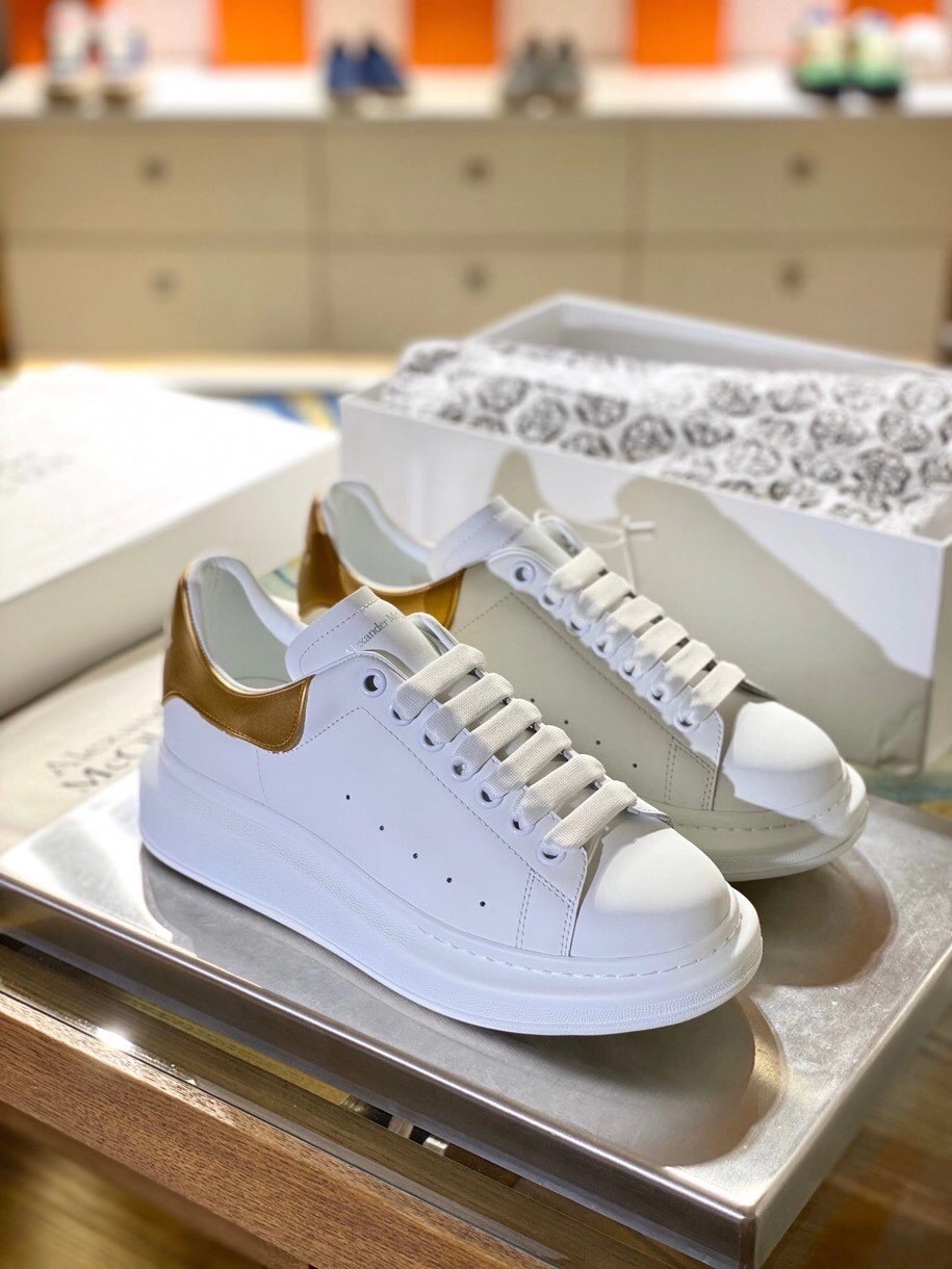 Replica Alexander McQueen Sneakers | High-Quality Designer Dupes
