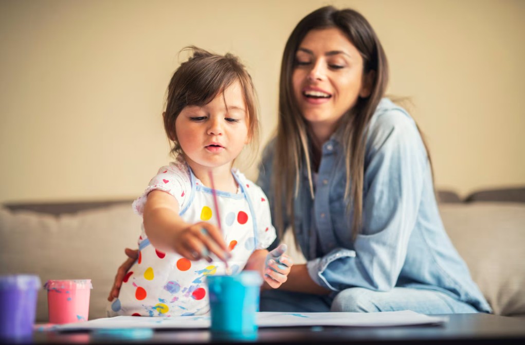 What Are the Best Games to Play with Toddlers While Babysitting?