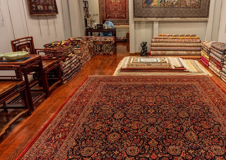 Aslam Carpets | Handmade Oriental & Persian Rugs