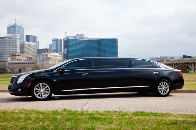 Carmel Limo Rental – Luxury Transportation for Special Occasions