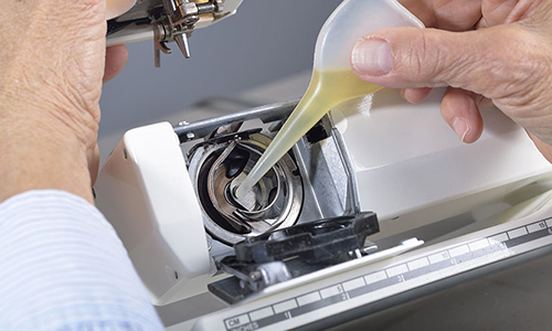 Swing Machine Oil for Smooth Sewing