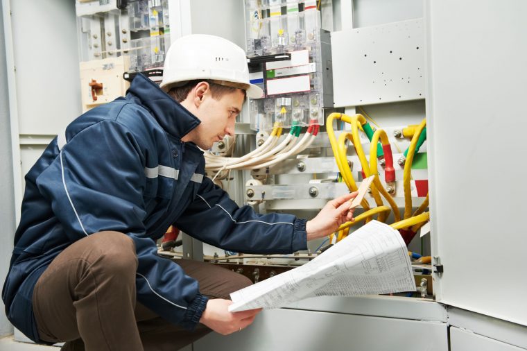 Electrician Services in Dubai for Home and Office Repairs