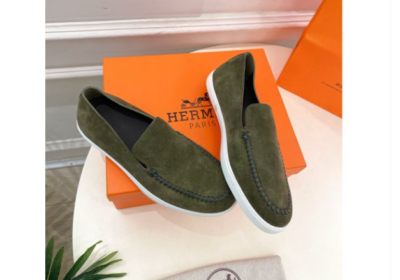 Hermes-Mens-Julian-Loafers-in-Green-Suede-Calfskin