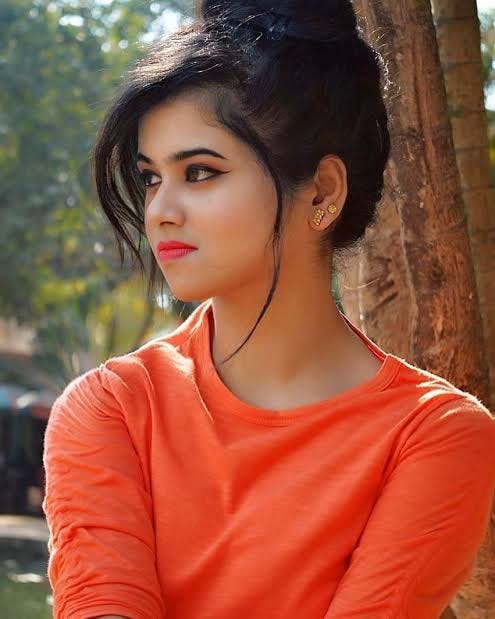 Premium Call Girls in Mumbai – Discreet & Unforgettable Companionship