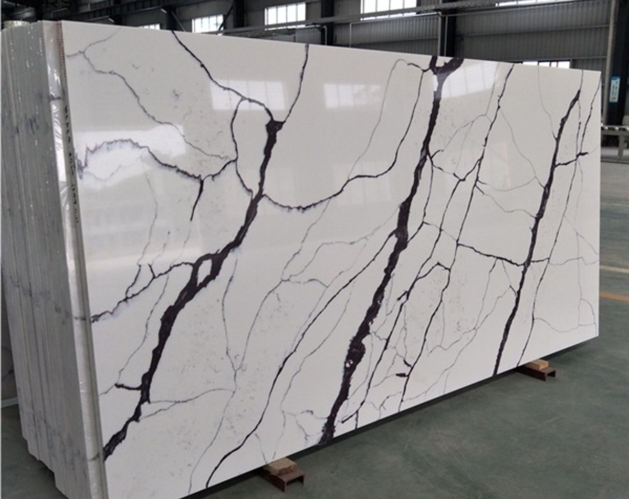 Cut-to-Size Quartz Manufacturer