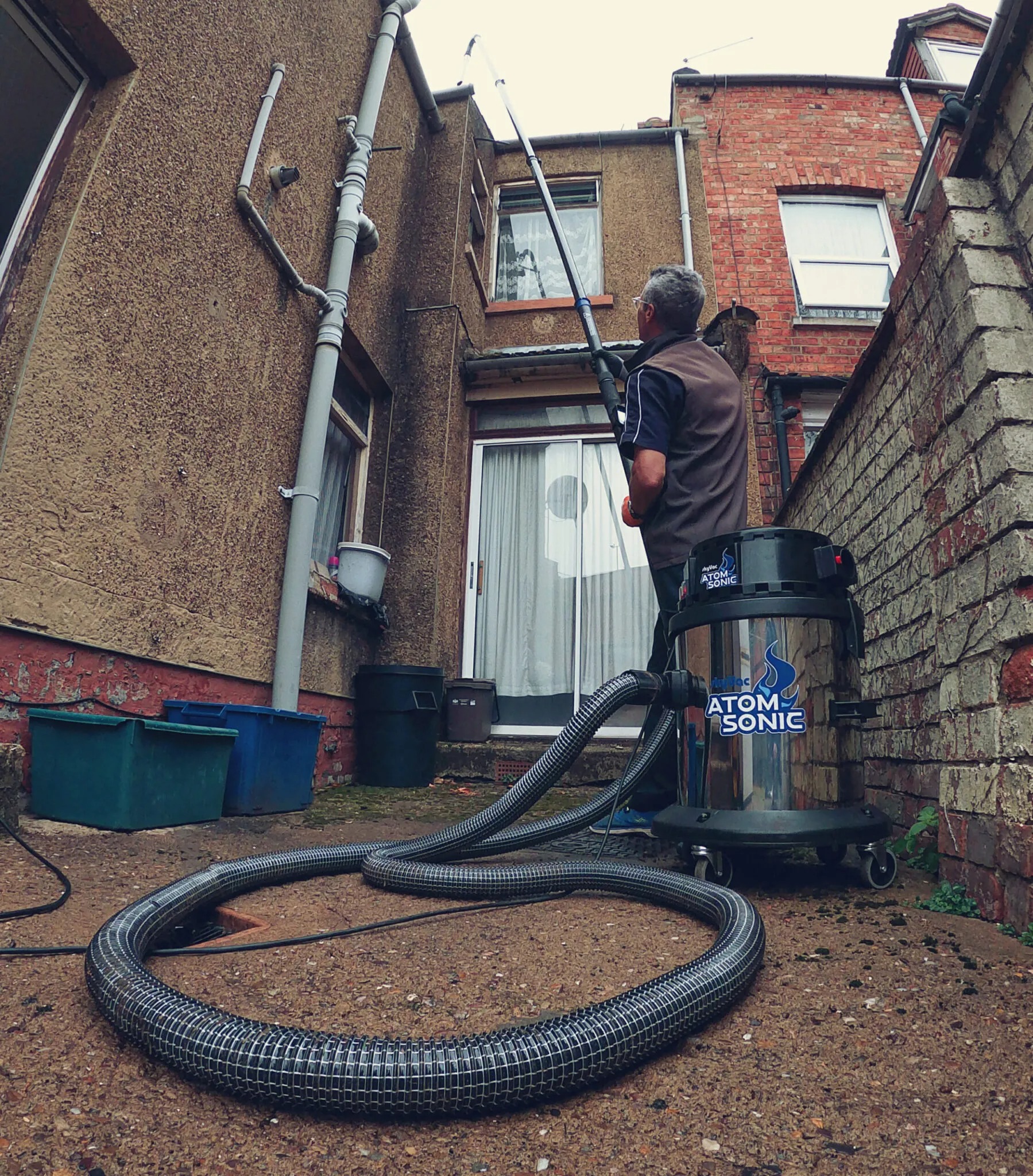 Roof Cleaning Services | Dirty Exterior Cleaning