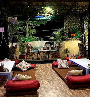 Best Cafes in Rishikesh Near Laxman Jhula, Rishikesh